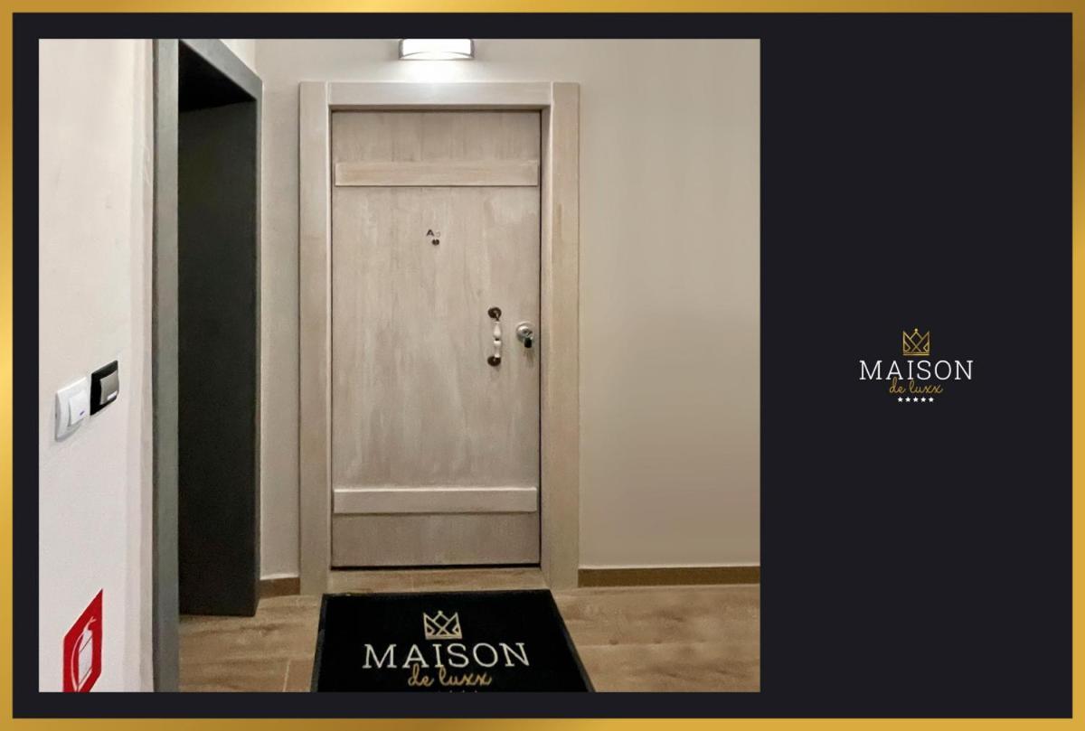 Maison De Luxx A3 Apartment Larissa Exterior photo